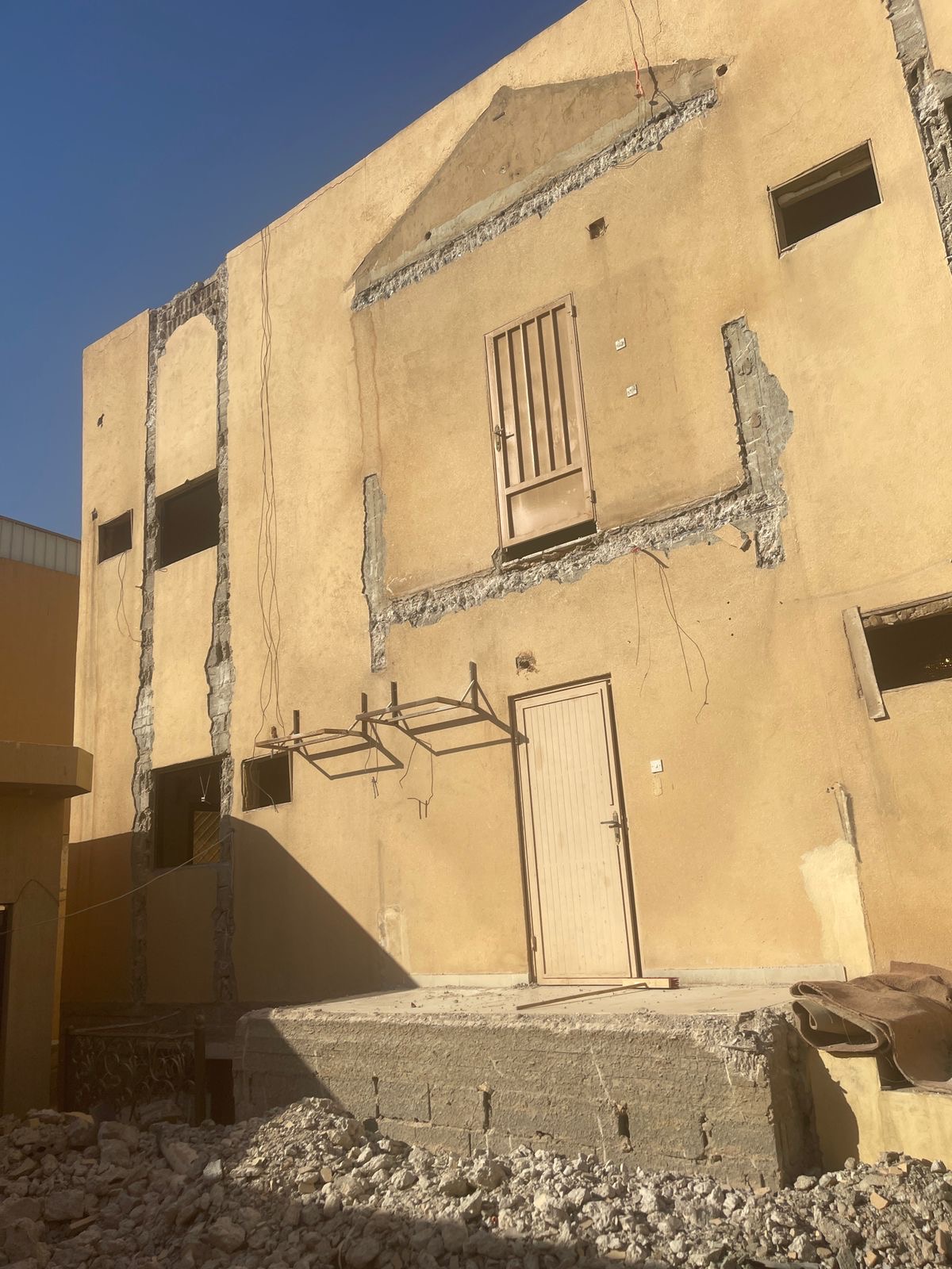 سواعد محترفة للتجارة