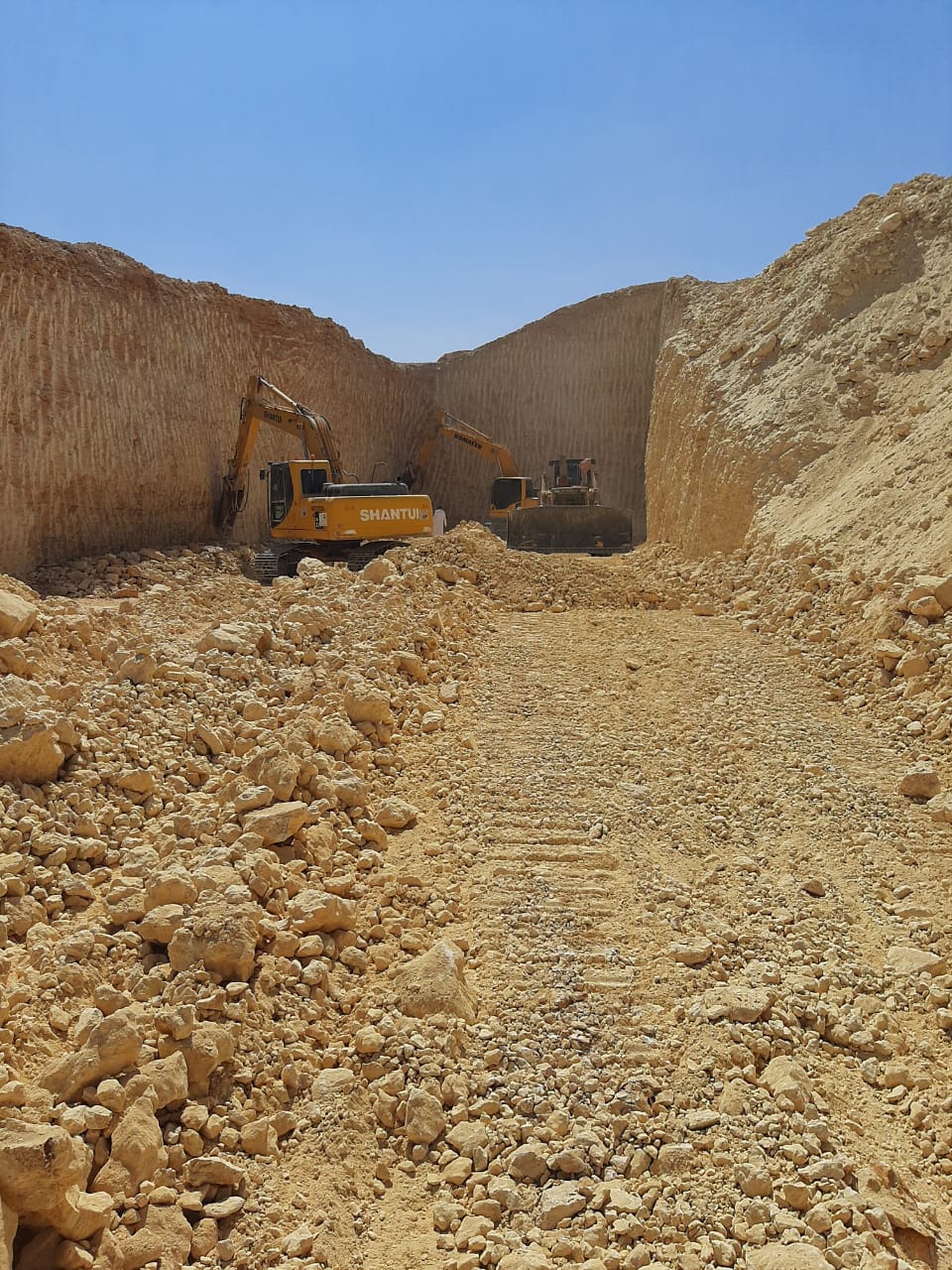 شركة البداية الذهبية للمقاولات شركة شخص واحد