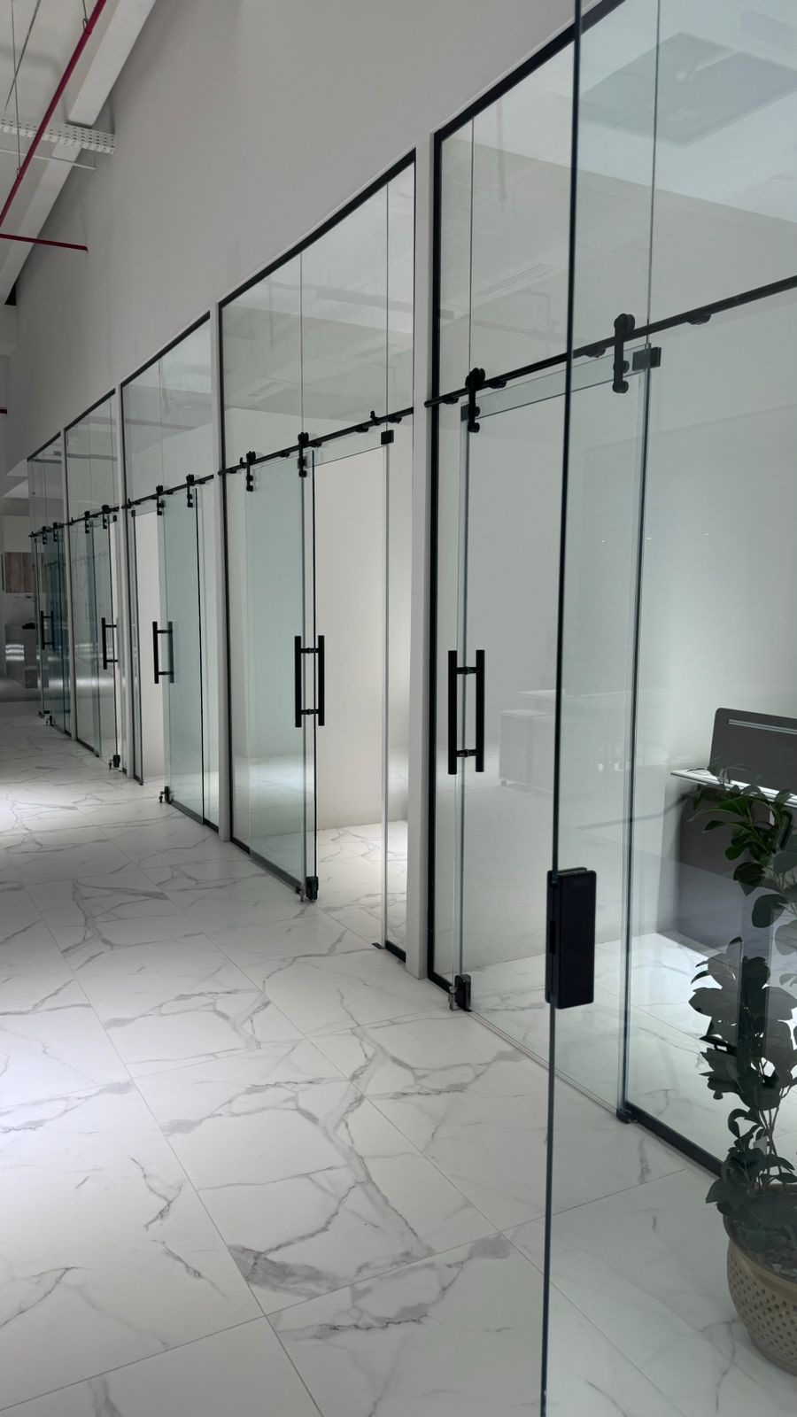 شركة الخطوط الفضية للمشاريع شخص واحد