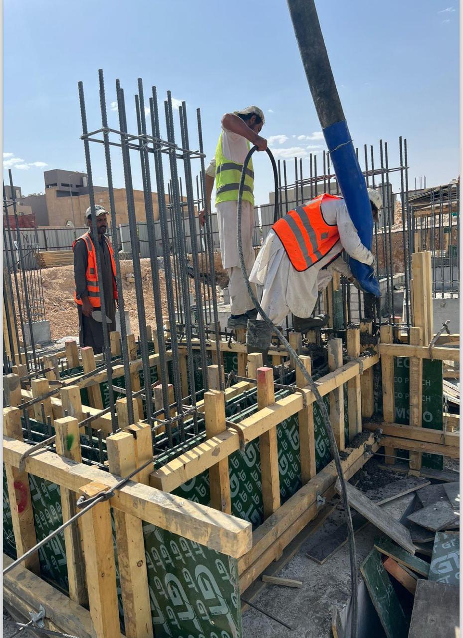 شركة الثلاثية الذهبية للمقاولات شخص واحد