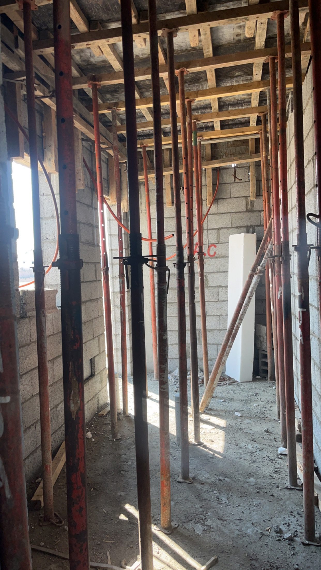 مؤسسة حسين جاسم العبدالله للمقاولات