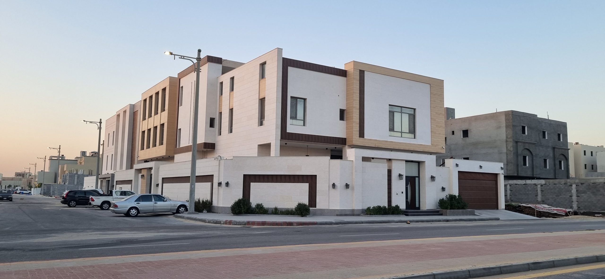 مؤسسة علي احمد اسماعيل للمقاولات