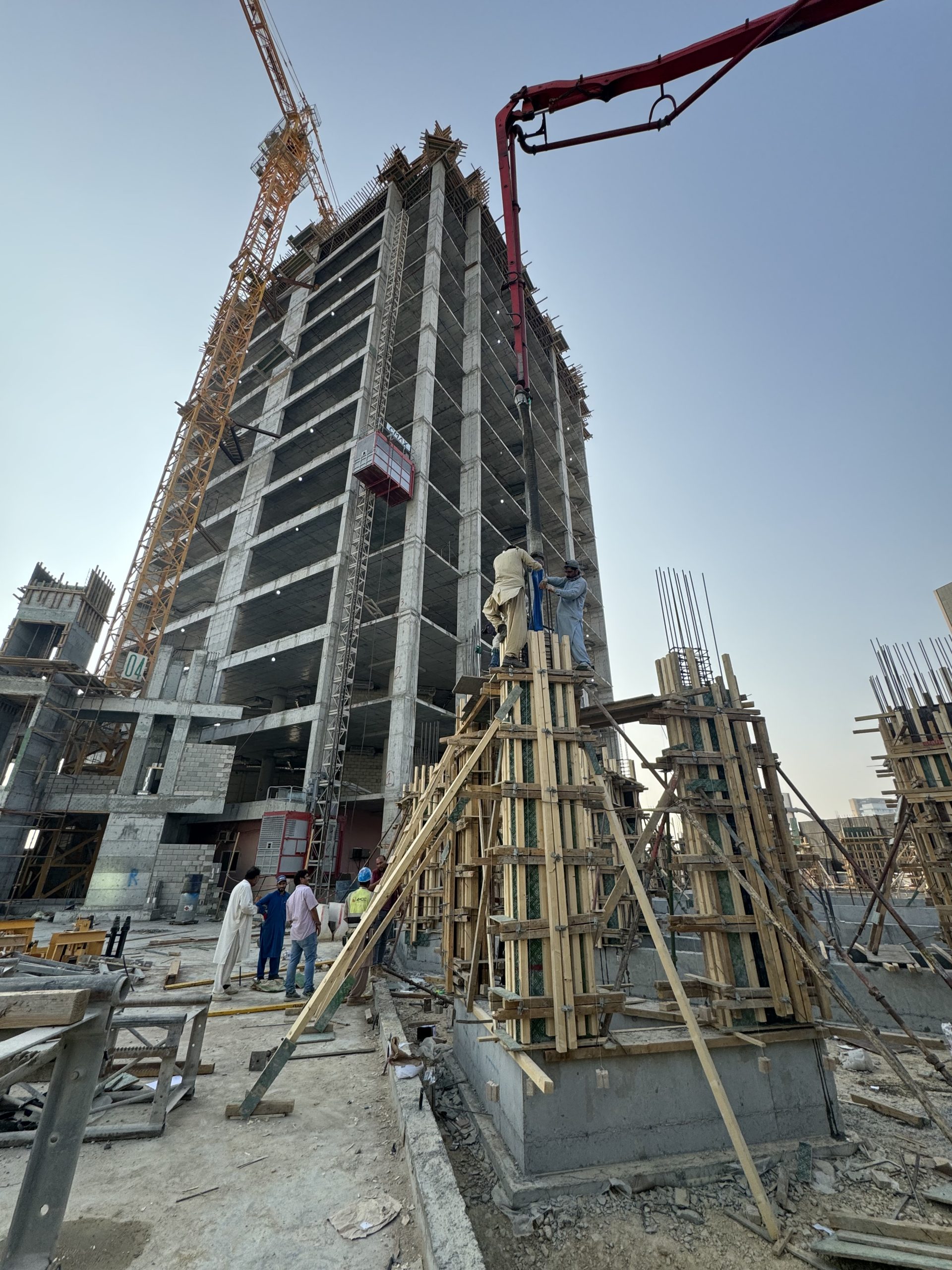 شركة امبيشن كرييتف للمقاولات شركة شخص واحد