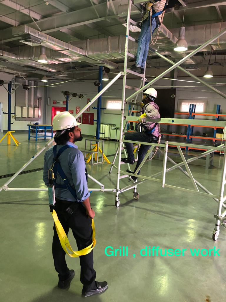 شركة حلول للتنفيذية للتجارة