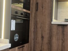 49C34F77-5E42-4688-AAE4-120C7FF600E6-2